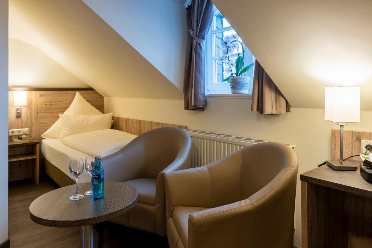 Hotel Ratskeller Schwarzenberg ชวาร์เซนเบิร์ก ภายนอก รูปภาพ