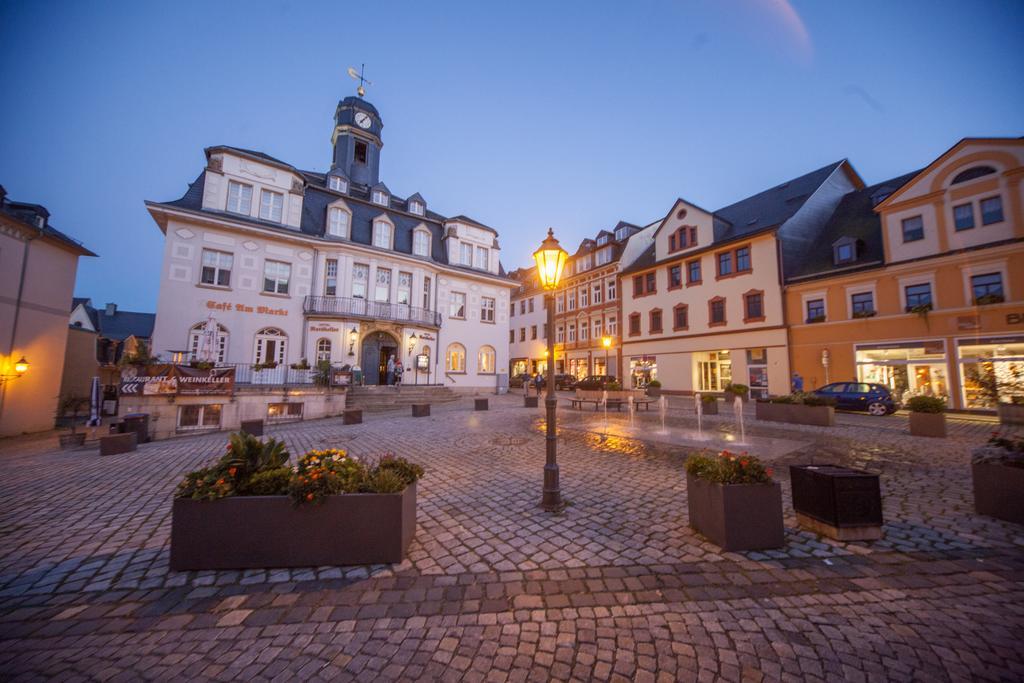 Hotel Ratskeller Schwarzenberg ชวาร์เซนเบิร์ก ภายนอก รูปภาพ