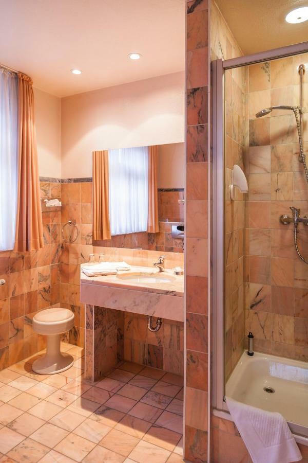 Hotel Ratskeller Schwarzenberg ชวาร์เซนเบิร์ก ภายนอก รูปภาพ